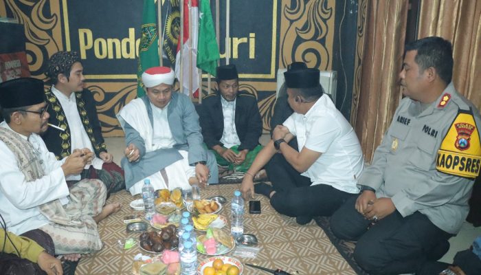 Polres Gresik Siagakan Personel Gabungan Pengamanan Haul Mbah Zainal Abidin