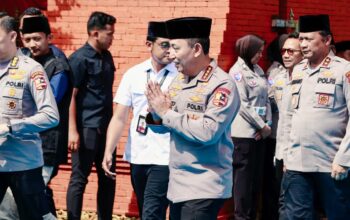 Tingkatkan Sinergitas Polri dengan Ulama, Kapolri Silaturahmi ke Pondok Pesantren Syiddiqiyah Ploso Jombang