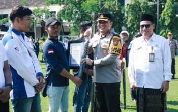Kapolres Jombang Pimpin Apel Akbar Kebangsaan Bersama Serikat Pekerja/Buruh Kabupaten Jombang