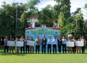 Kapolres  Kolaborasi dengan BRI Cabang Jombang Salurkan Bantuan TJSL Berupa Mesin Pengering Jagung untuk Para Petani