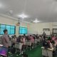 Perkembangan teknologi kecerdasan buatan atau artificial intelligence (AI) yang semakin pesat memberikan berbagai kemudahan dalam kehidupan, termasuk di bidang pendidikan. Namun, di balik beragam manfaat tersebut, pemanfaatan AI juga memiliki sejumlah risiko yang perlu dipahami, khususnya oleh generasi muda sebagai pengguna teknologi yang semakin aktif.  Menyikapi perkembangan tersebut, Polres Jombang memberikan pembelajaran dan edukasi “Paham AI” kepada para siswa SMAN 2 Jombang Jalan Wahidin Sudiro Husodo No. 1 Desa. Sengon, Kecamata Jombang, Kabupaten Jombang ,   Kegiatan dipimpin Ipda Akhmad Farid Efendi bersama tim yang bertujuan memberikan pemahaman kepada para pelajar mengenai perkembangan teknologi kecerdasan buatan, pemanfaatannya secara bijak dan positif, serta pentingnya mengenali berbagai risiko yang dapat muncul di ruang digital. Para pelajar juga diberikan edukasi agar mampu menggunakan teknologi AI secara bertanggung jawab, kritis, dan tidak mudah terpengaruh oleh informasi yang belum terverifikasi.  Melalui kegiatan tersebut, Polres Jombang berharap para pelajar dapat menjadi generasi muda yang cerdas dan bijak dalam memanfaatkan perkembangan teknologi, sekaligus mampu menjaga keamanan diri serta lingkungan di tengah pesatnya perkembangan dunia digital.  Kegiatan sosialisasi Paham AI ini merupakan bagian dari upaya Polres Jombang dalam membangun kesadaran dan kecakapan digital di kalangan generasi muda, sehingga teknologi dapat dimanfaatkan sebagai sarana pembelajaran dan pengembangan potensi secara positif, aman, dan bertanggung jawab.