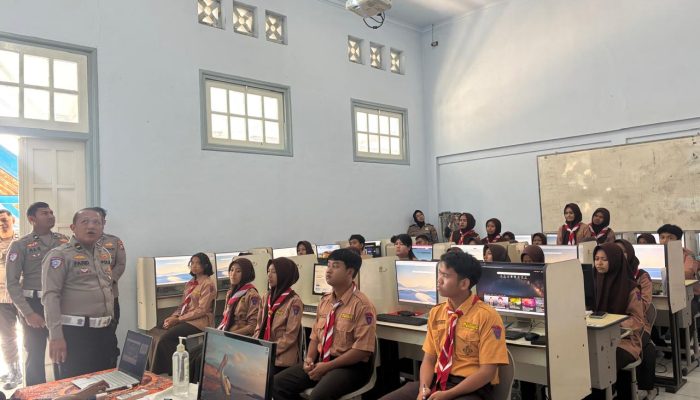 Polres Jombang Tingkatkan Pemahaman Pelajar tentang Kecerdasan Buatan melalui Sosialisasi Paham AI